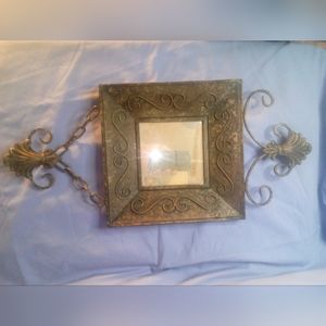 Rustically designed wall decor